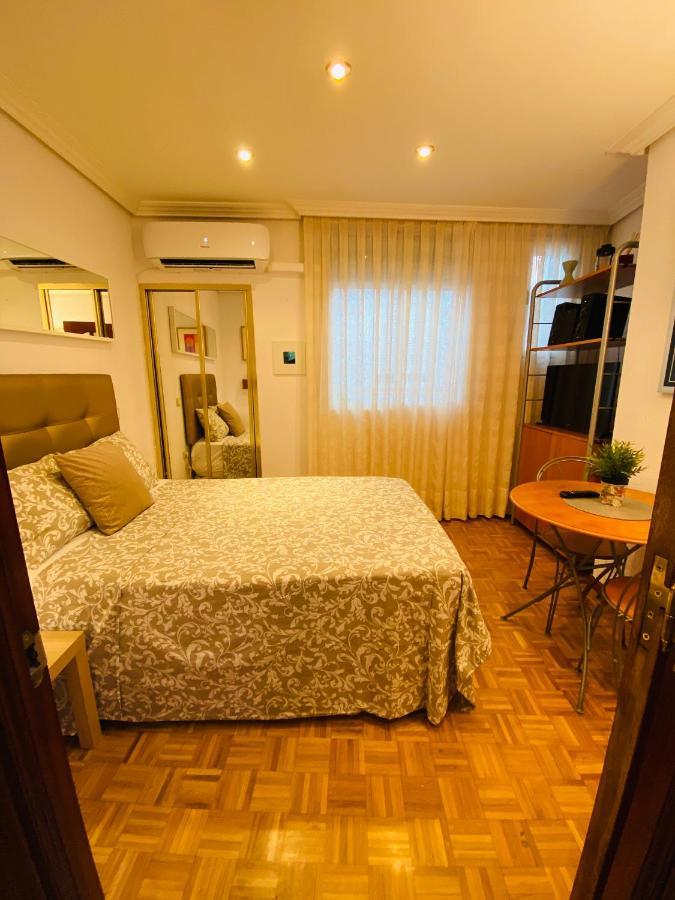 Appartement Sleeping Gran Via à Madrid Extérieur photo